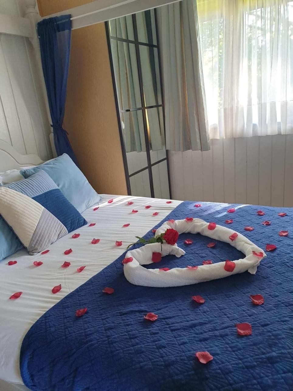 Holly Lodge 12 Hot Tub Γιορκ Εξωτερικό φωτογραφία
